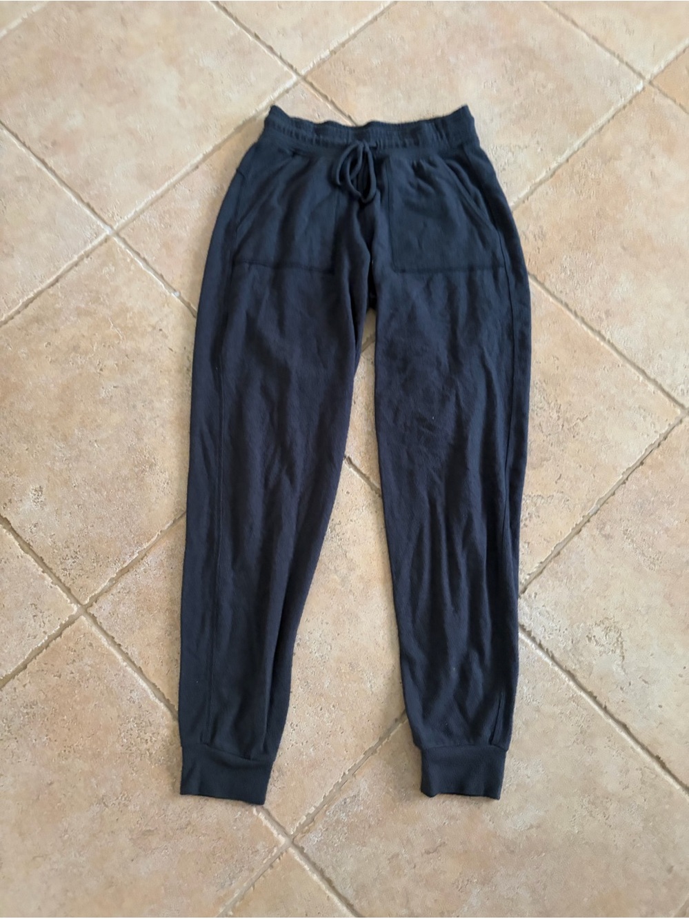 Alo soho jogger sz XXs in dark grey guc